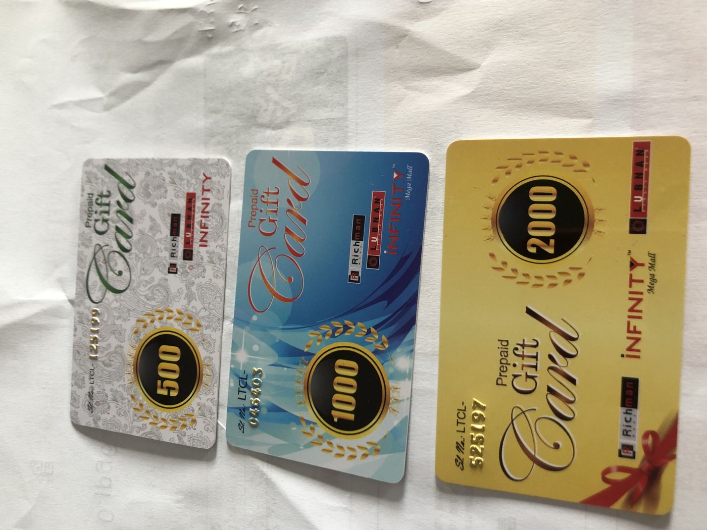 Gift Cards & Boxes / Membership Cards